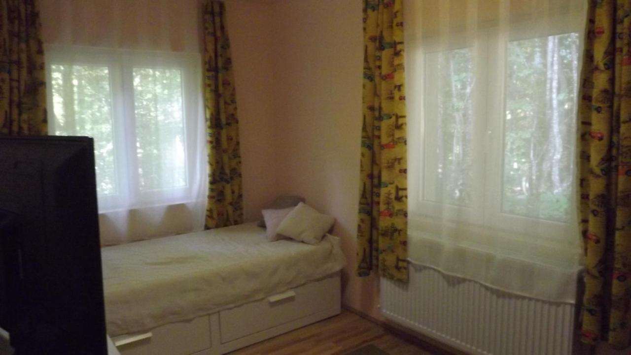 Casa De Oaspeti Boga Pietroasa  ภายนอก รูปภาพ